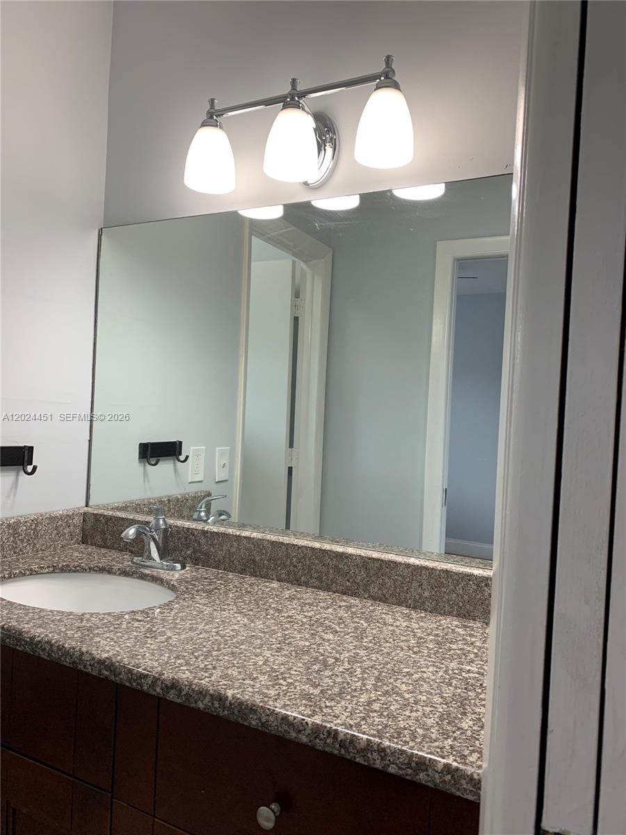 143 Riviera Circle, Unit 143 Weston, FL 33326 - Photo 9 of 19
