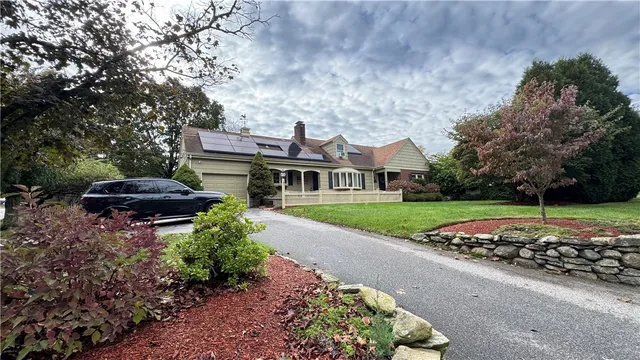 $715,000 | 2894 Mendon Road, Cumberland, RI 02864