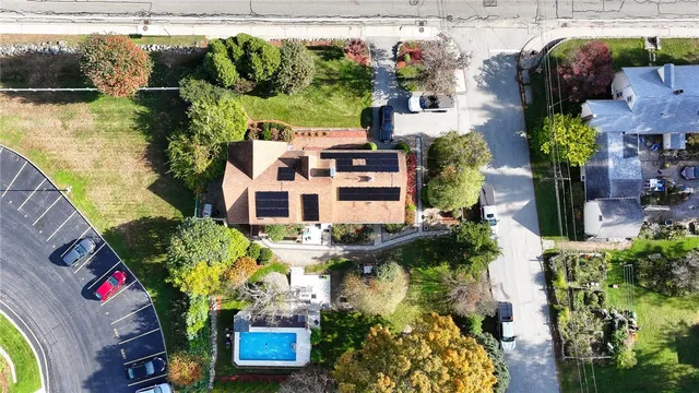 $715,000 | 2894 Mendon Road, Cumberland, RI 02864