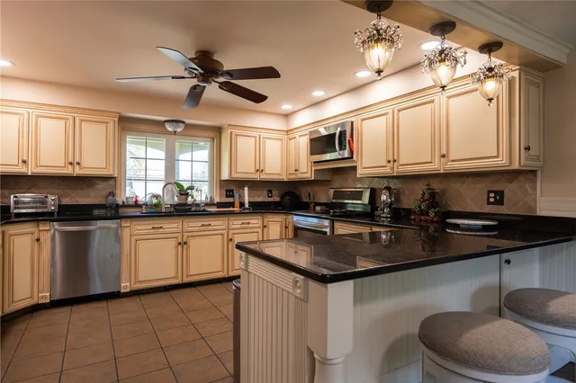 $715,000 | 2894 Mendon Road, Cumberland, RI 02864