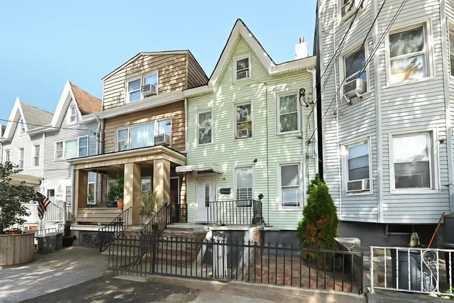 a view of a large building