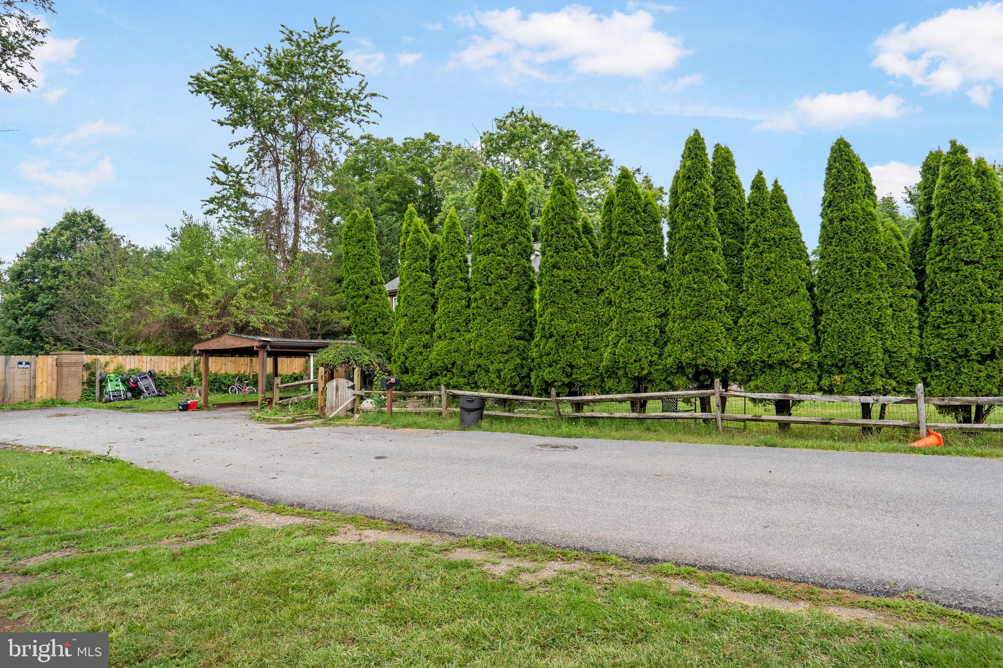 10 Sunset Road Owings Mills, MD 21117 - Photo 2 of 33 Privacy Tree Line