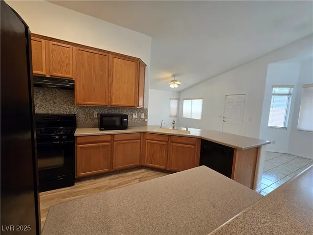 $1,800 | 6127 Turtle River Avenue, Las Vegas, NV 89156