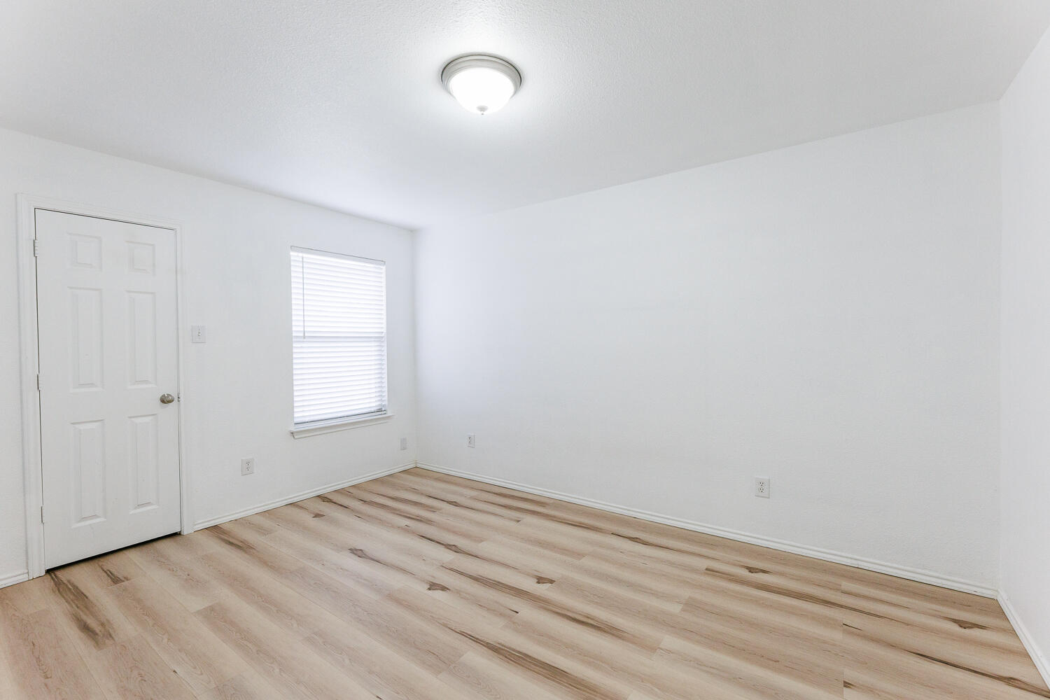 6906 37th Street Lubbock, TX 79407 - Photo 39 of 50 Fourth Bedroom