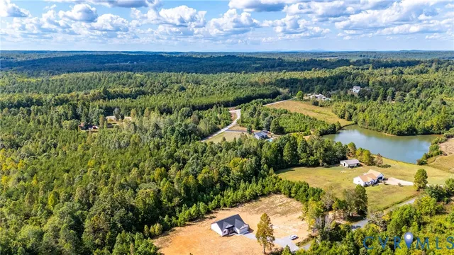 $374,000 | 1373 Twenty Two Road, Pamplin, VA 23958