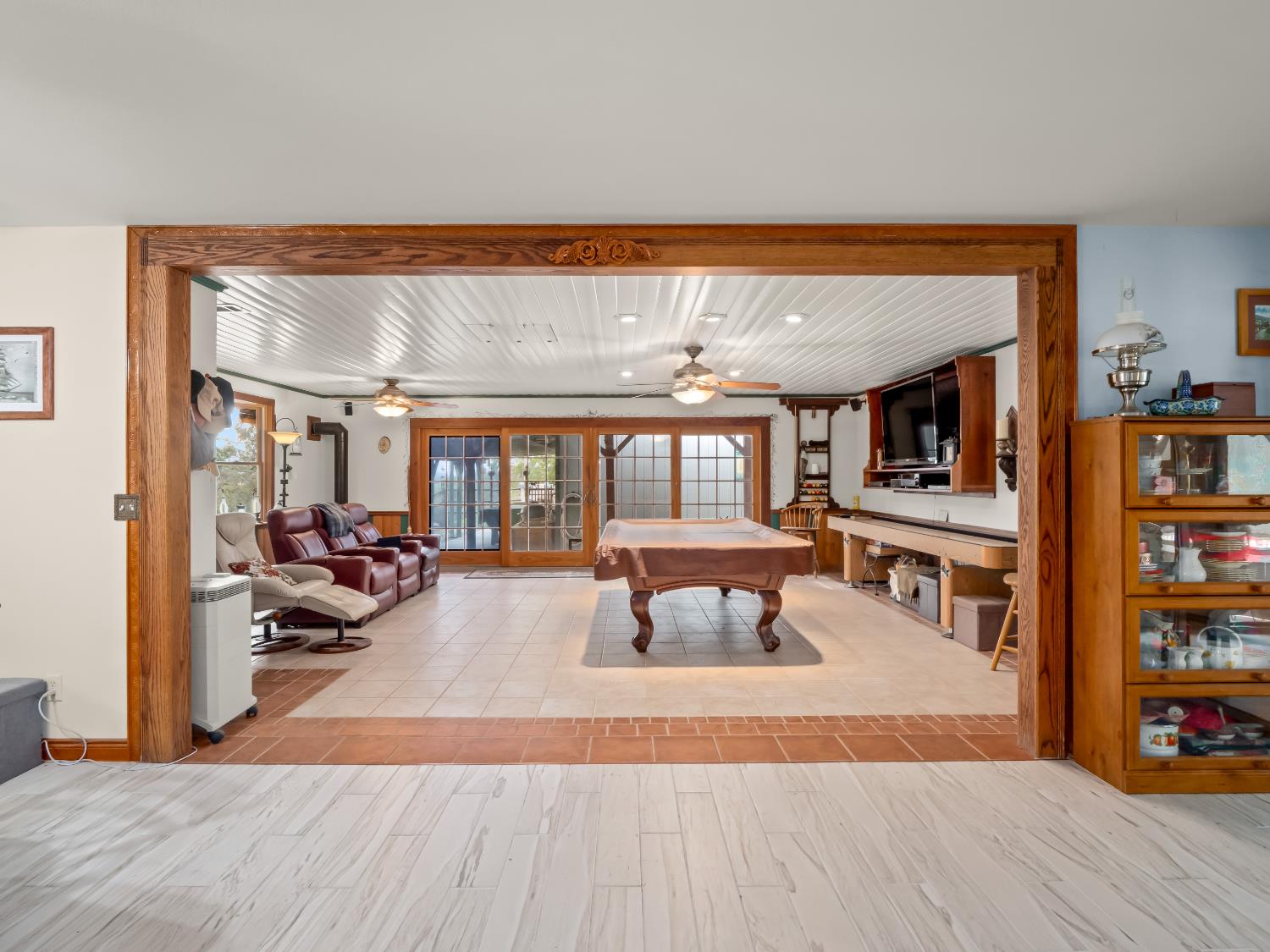 845 Elwood Road Squaw Valley, CA 93675 - Photo 16 of 67 a living room with furniture a rug and a large window