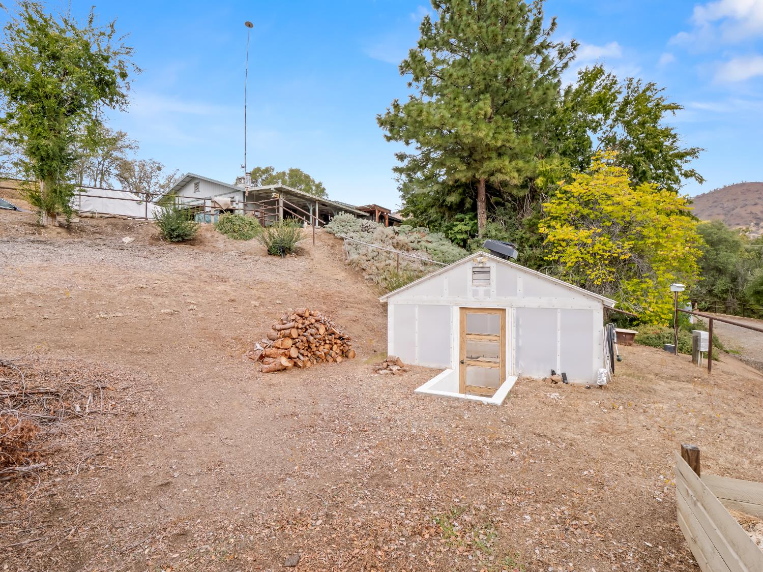 845 Elwood Road Squaw Valley, CA 93675 - Photo 51 of 67 a view of a house with a yard