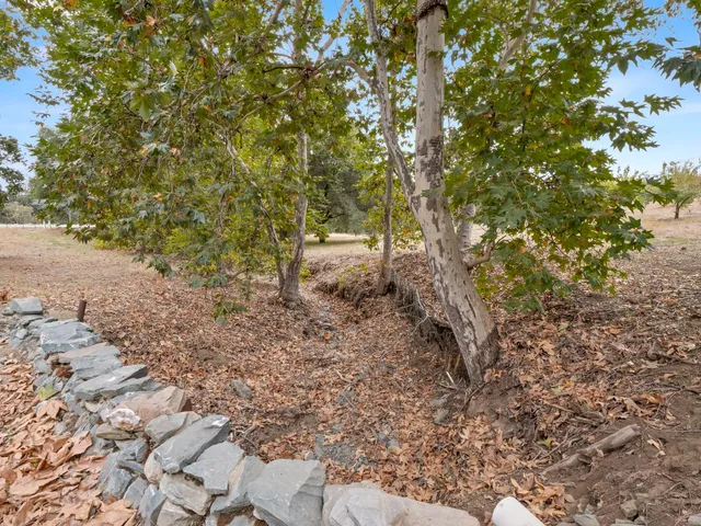$450,000 | 845 Elwood Road, Squaw Valley, CA 93675