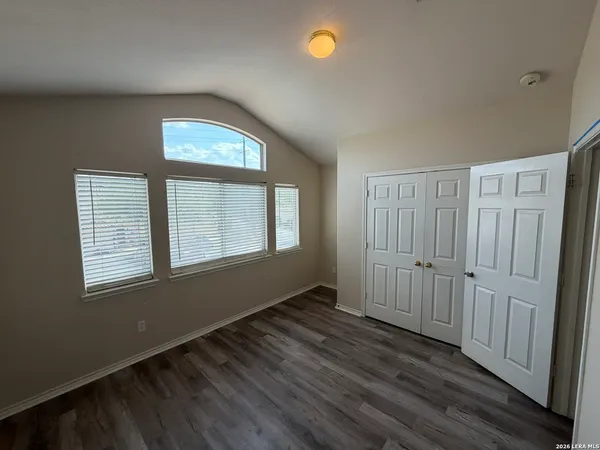 $2,050 | 1323 Pinnacle Falls, San Antonio, TX 78260