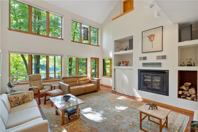 $835,000 | 7295 Wakefield Drive, Manlius, NY 13066