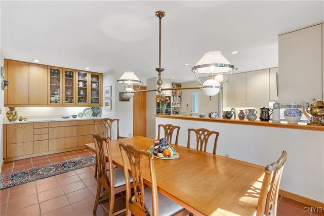 $835,000 | 7295 Wakefield Drive, Manlius, NY 13066