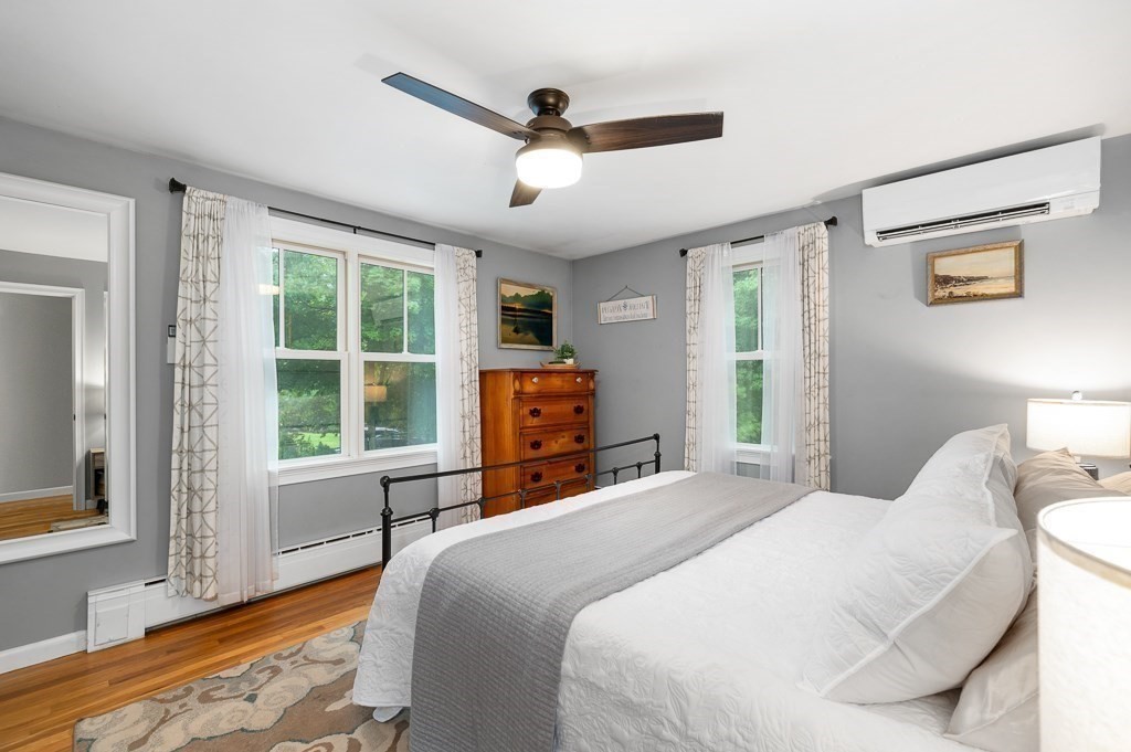 15 Saville Road Gloucester, MA 01930 - Photo 9 of 38 Gallery Image 9