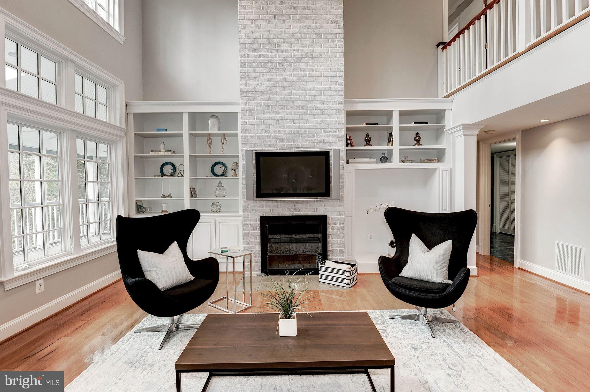 16 ft ceilings and wood burning fireplace