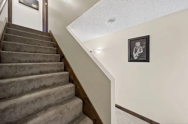 $289,900 | 5 Marion Street, South Hadley, MA 01075