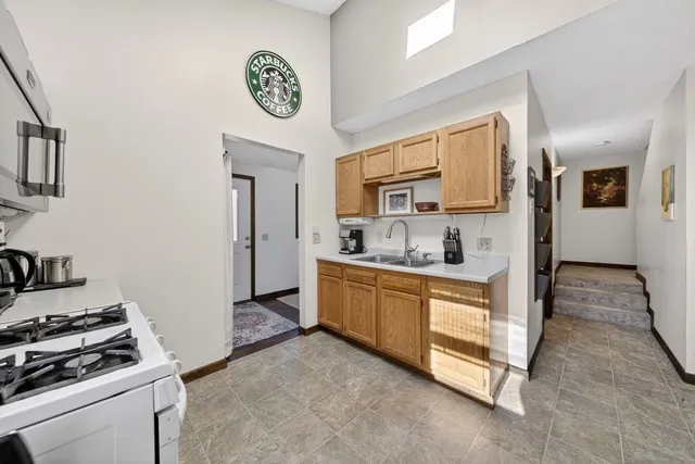 $289,900 | 5 Marion Street, South Hadley, MA 01075