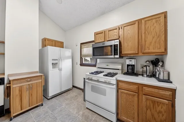 $289,900 | 5 Marion Street, South Hadley, MA 01075