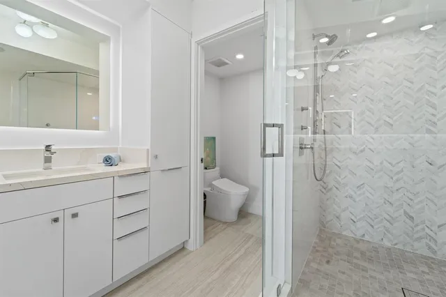 $8,500 | 3100 North Ocean Boulevard, Unit 2007, Fort Lauderdale, FL 33308