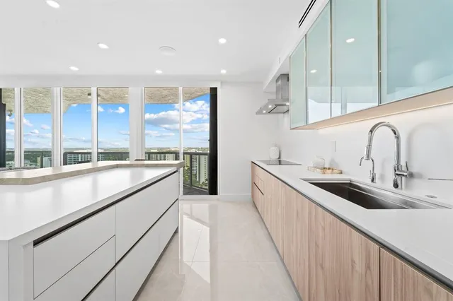 $8,500 | 3100 North Ocean Boulevard, Unit 2007, Fort Lauderdale, FL 33308