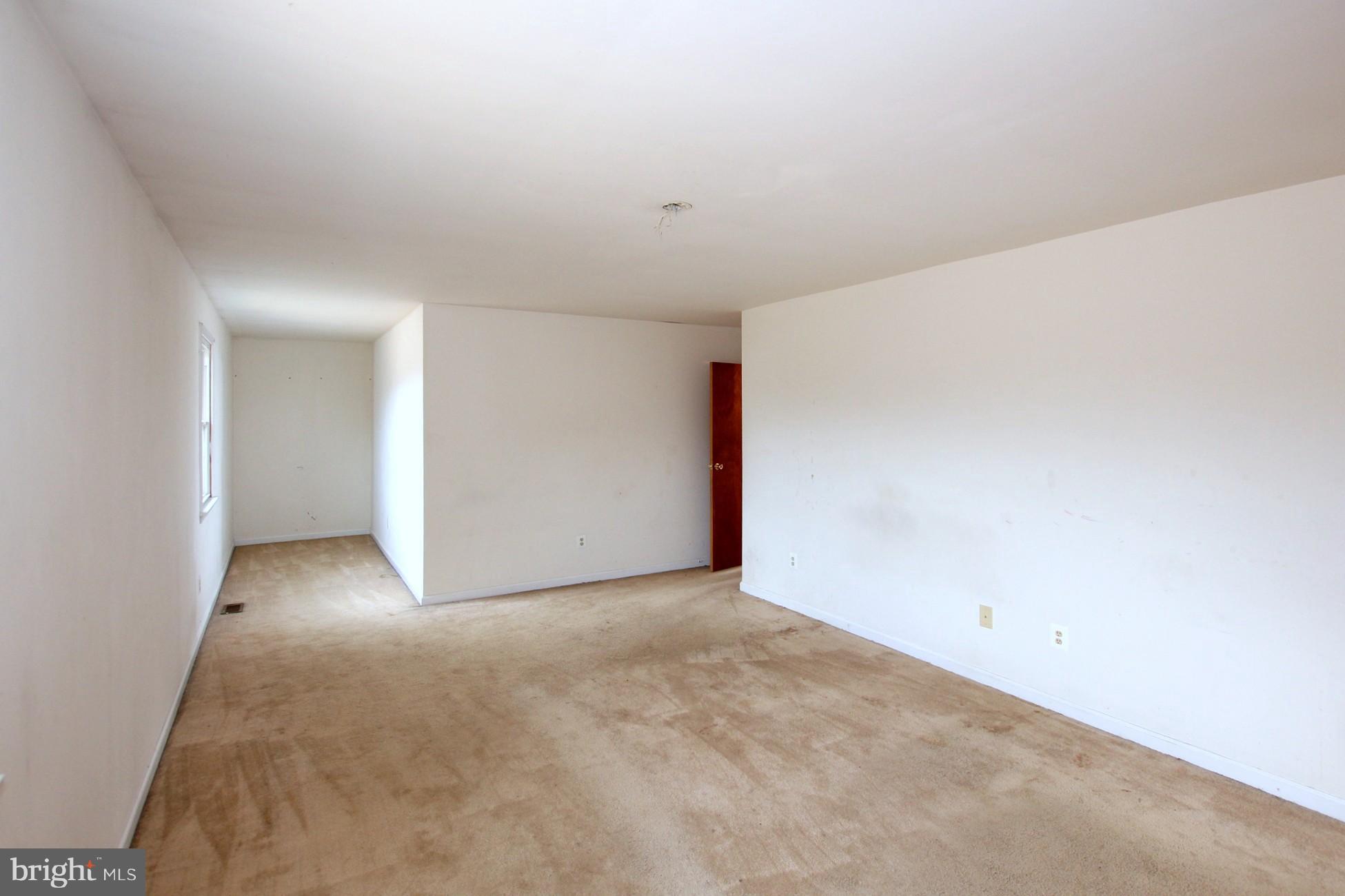 22801 Christ Church Road Aquasco, MD 20608 - Photo 19 of 30 Master bedroom