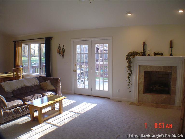 11758 South Priddy Road Pekin, IN 47165 - Photo 5 of 14 Gallery Image 5