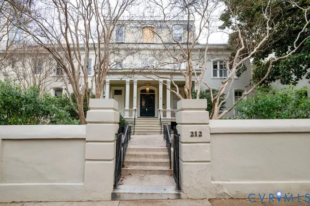 $399,000 | 212 West Franklin Street, Unit 205, Richmond, VA 23220