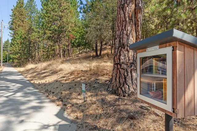 $345,000 | 101 South Neyland Avenue, Unit 2, Liberty Lake, WA 99019