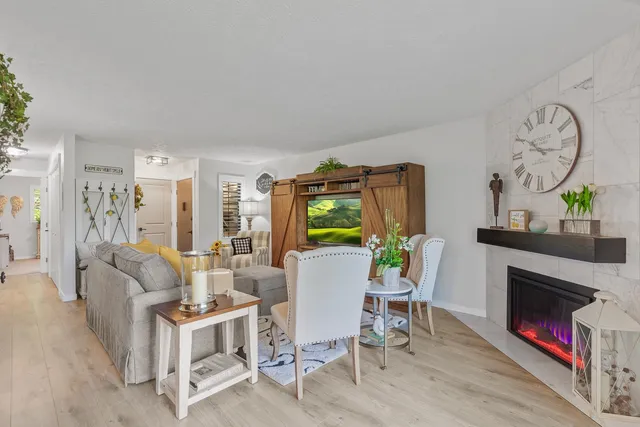 $345,000 | 101 South Neyland Avenue, Unit 2, Liberty Lake, WA 99019