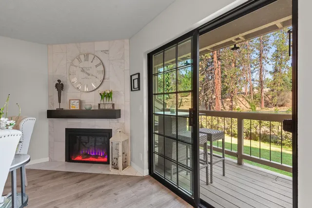 $345,000 | 101 South Neyland Avenue, Unit 2, Liberty Lake, WA 99019