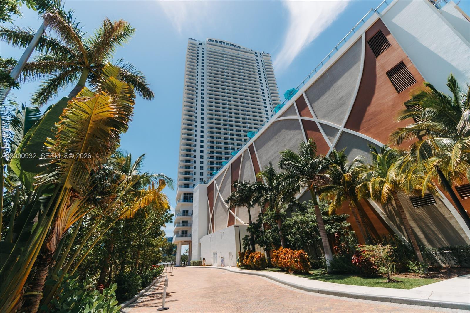 4010 South Ocean Drive, Unit R804 Hollywood, FL 33019 - Photo 2 of 27