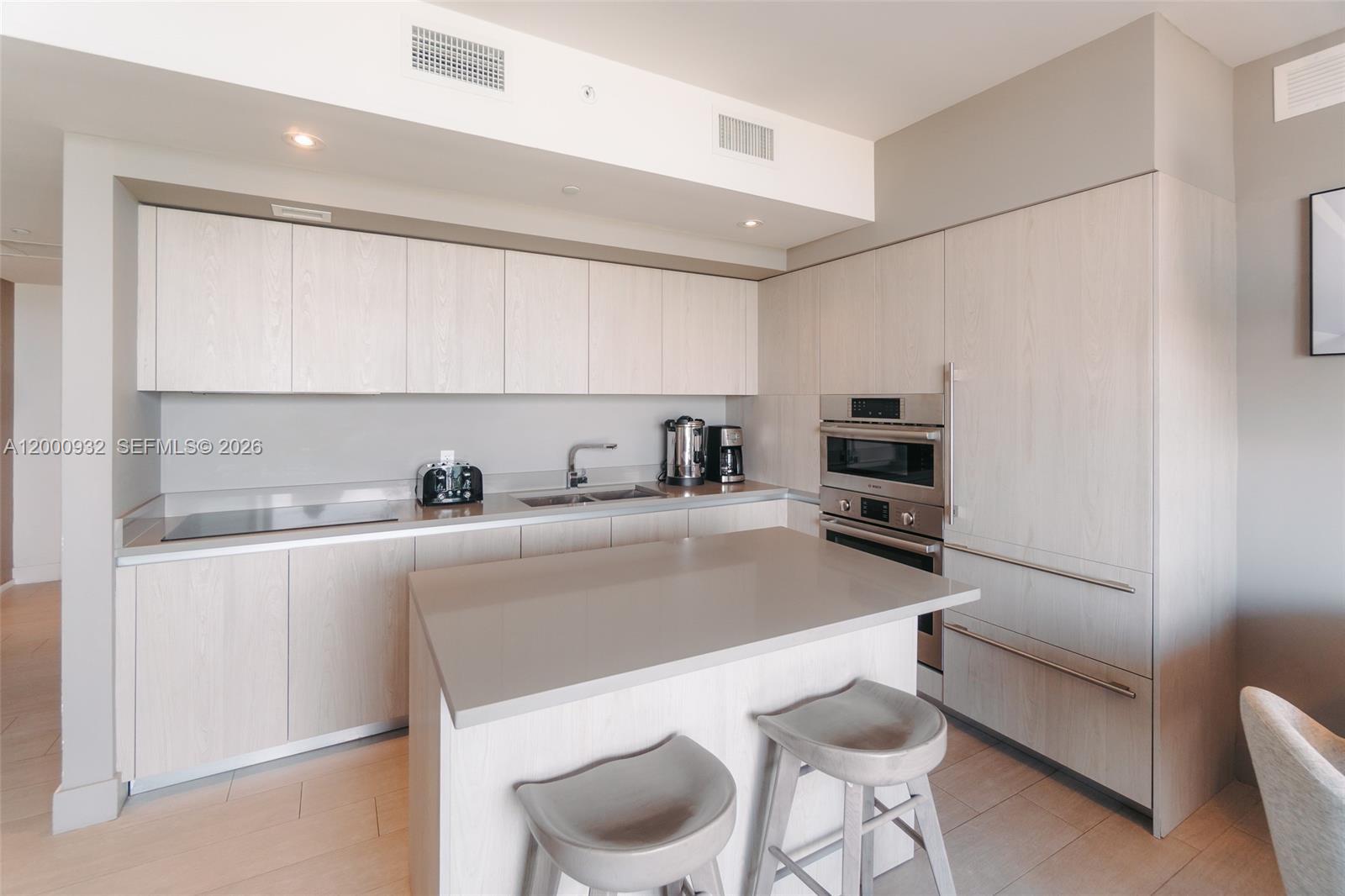 4010 South Ocean Drive, Unit R804 Hollywood, FL 33019 - Photo 7 of 27