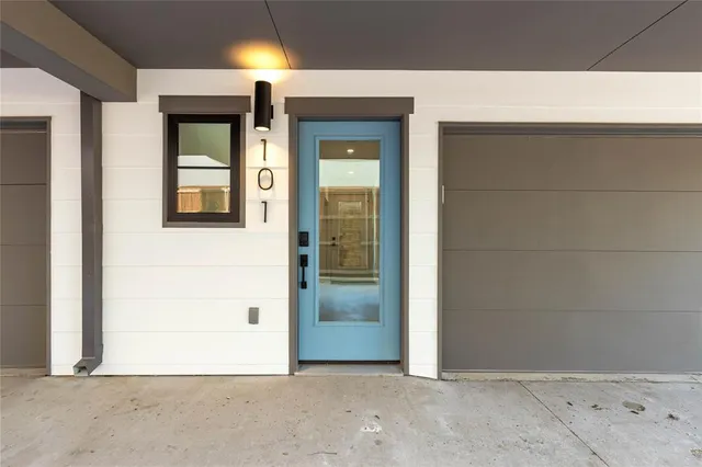 a view of an entryway of a house
