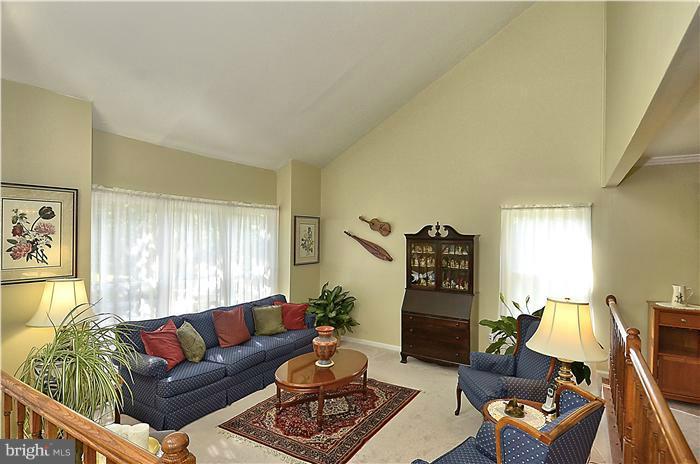 13108 Broadmore Road Silver Spring, MD 20904 - Photo 23 of 24 Living Room