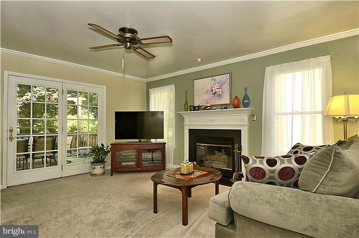 13108 Broadmore Road Silver Spring, MD 20904 - Photo 9 of 24 Family Room
