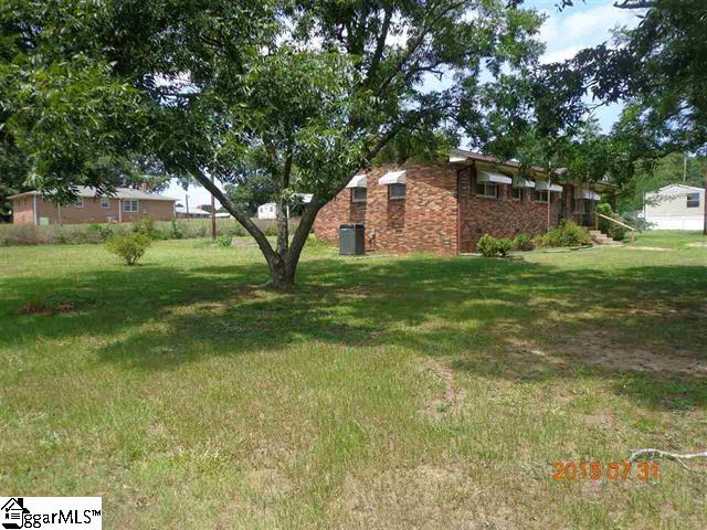 308 Thompson Street Starr, SC 29684 - Photo 3 of 22