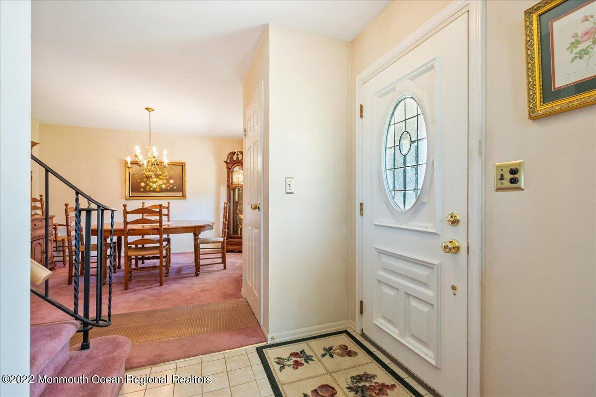 04-11 Briar Rd, Freehold, NJ-16