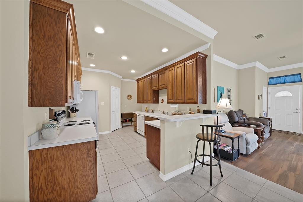 501 South Old Betsy Road, Unit 7 Keene, TX 76059 - Photo 10 of 29