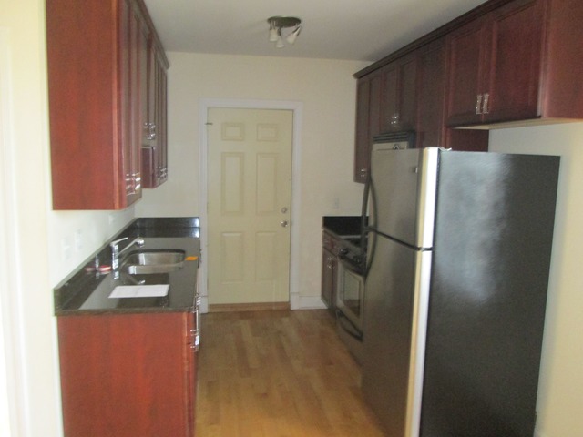 4558 West George Street, Unit 2 Chicago, IL 60641 - Photo 6 of 11