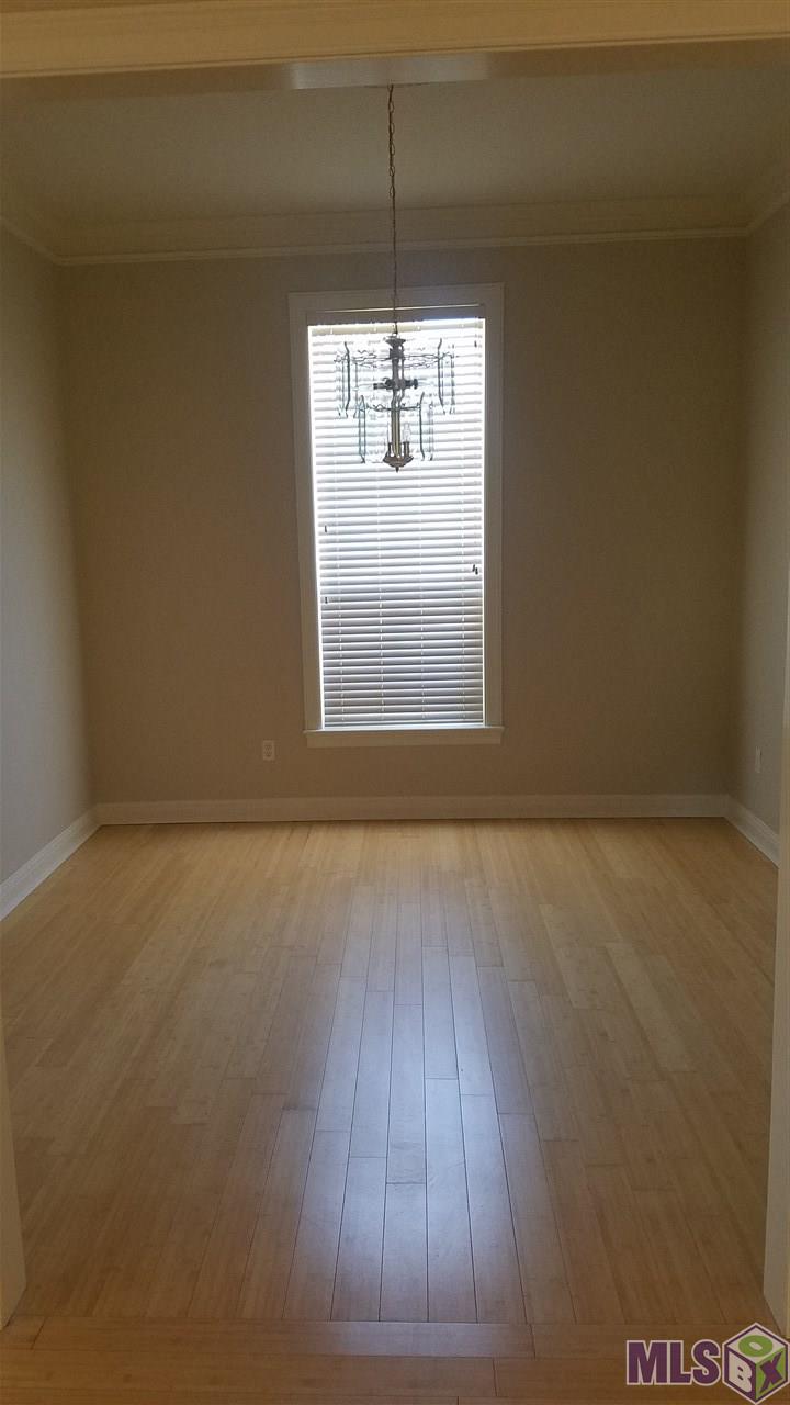 18050 Jefferson Ridge Drive Baton Rouge, LA 70817 - Photo 7 of 29 Dining Room