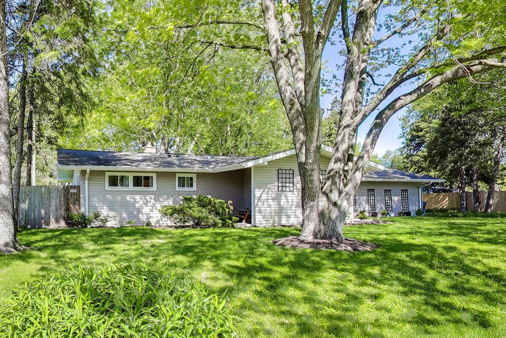 830 Estes Street Gurnee, IL 60031 - Photo 3 of 42