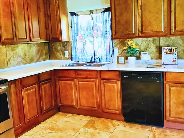 $150,900 | 104 Sweet Gum Lane, Village Mills, TX 77663