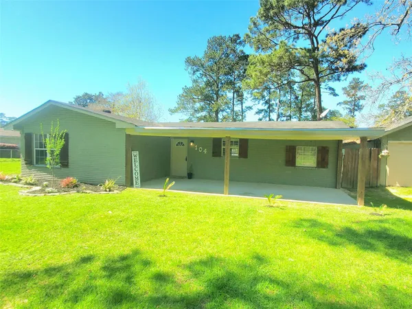 $150,900 | 104 Sweet Gum Lane, Village Mills, TX 77663