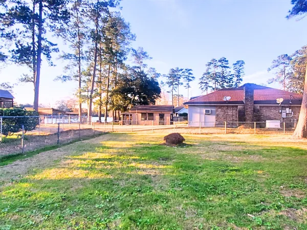 $150,900 | 104 Sweet Gum Lane, Village Mills, TX 77663