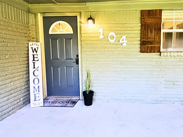 $150,900 | 104 Sweet Gum Lane, Village Mills, TX 77663