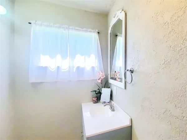 $150,900 | 104 Sweet Gum Lane, Village Mills, TX 77663