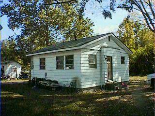 1021 Center Street Three Rivers, MI 49093 - Photo 1 of 1 Primary Photo