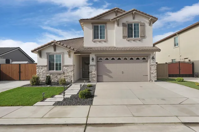 $670,000 | 1647 Marigold Way, Lodi, CA 95242