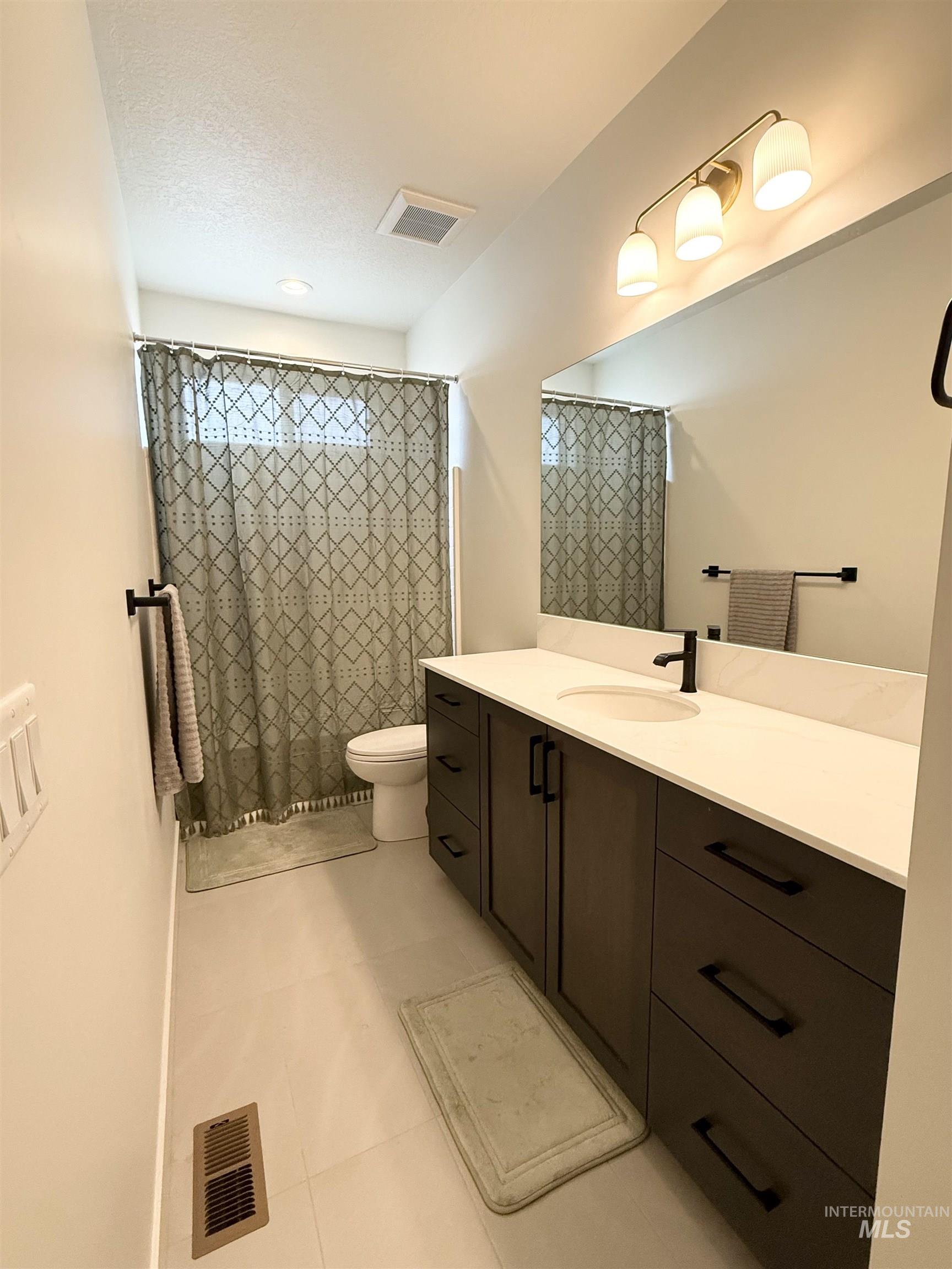 440 South Radiator Way Boise, ID 83716 - Photo 8 of 25