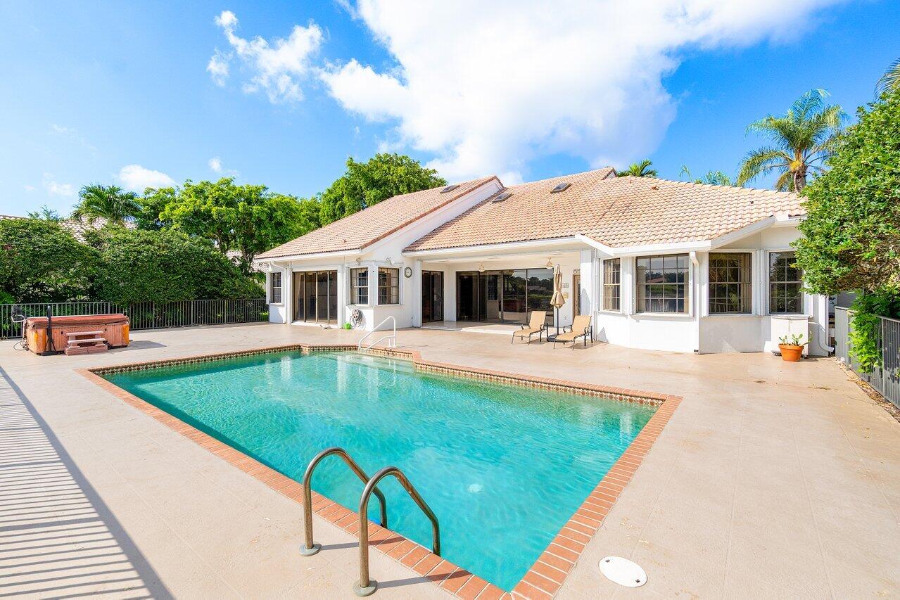 17570 Bocaire Way Boca Raton, FL 33487 - Photo 35 of 56 036-17570BocaireWay-BocaRaton-FL-33487-S
