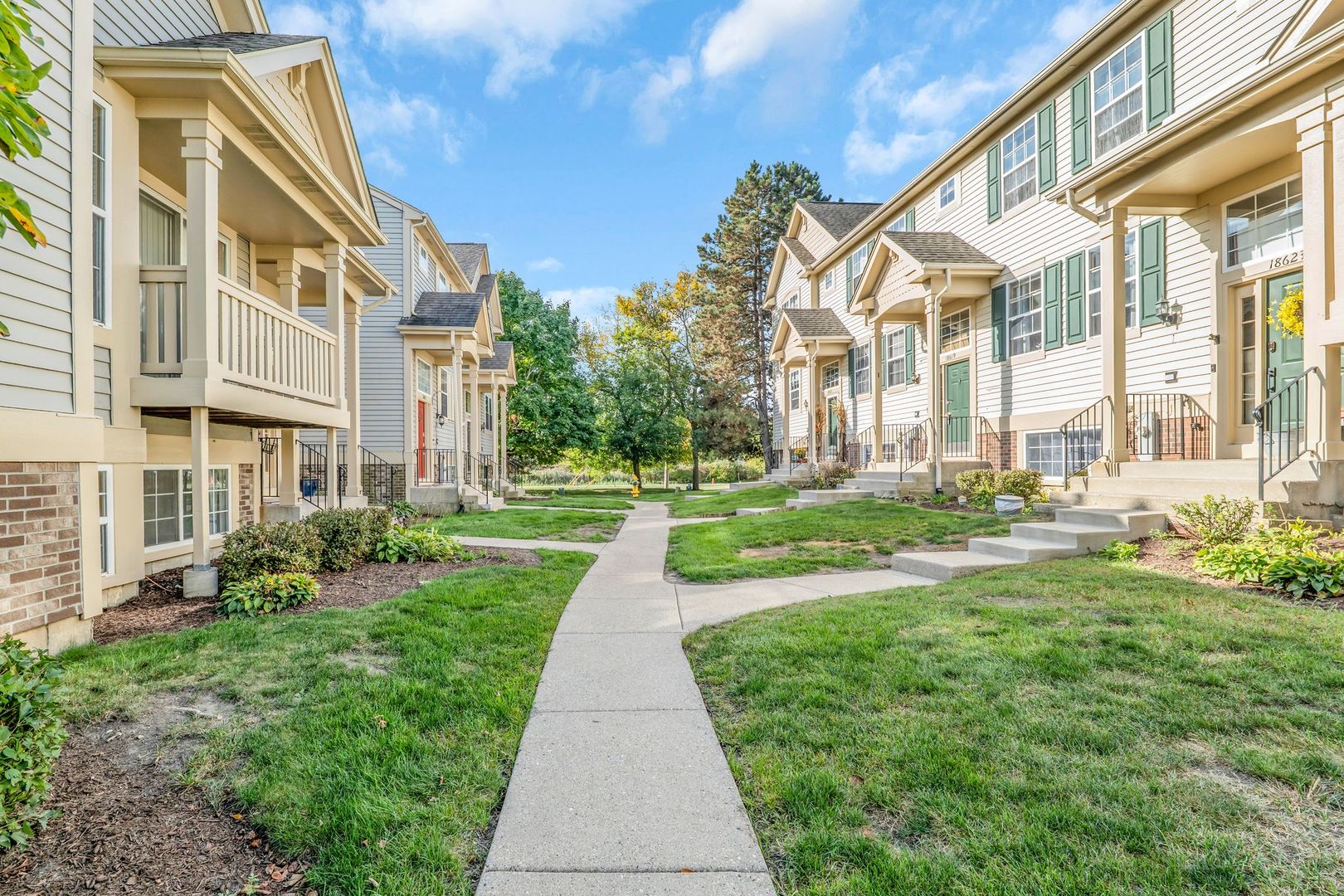 18599 West Sterling Court Grayslake, IL 60030 - Photo 26 of 32
