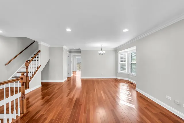 $3,000 | 18599 West Sterling Court, Grayslake, IL 60030